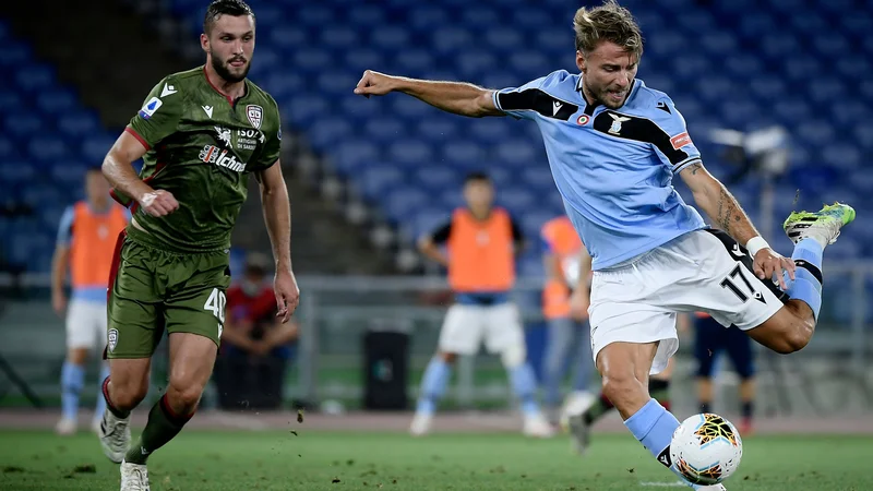 Fotografija: Ciro Immobile je proti Brescii zabil 35. gol v sezoni in zdaj ga le še en loči od rekordnega dosežka Gonzala Higuaina. FOTO: Filippo Monteforte/AFP