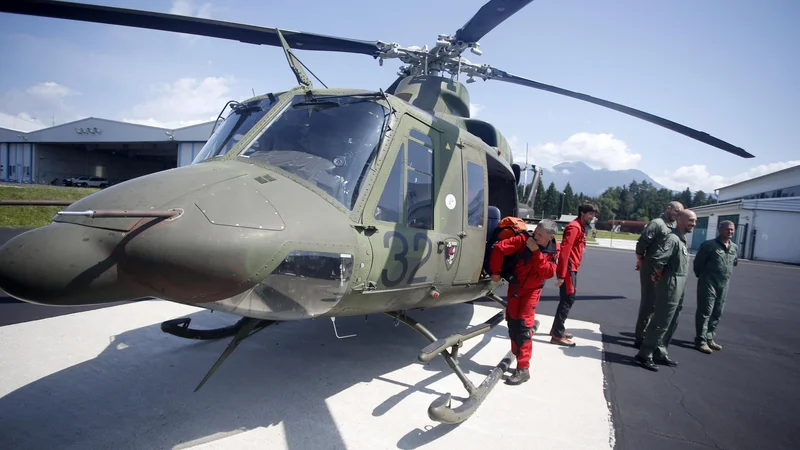 Fotografija: Letos so imeli reševalci do 30. julija 250 intervencij, v katerih so reševali 230 oseb. FOTO: Roman Šipić/Delo