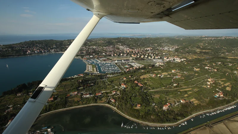 Fotografija: V Istri imajo poleti zaradi suše in turistov, ko se poveča poraba vode, redno težave. Foto Jure Eržen