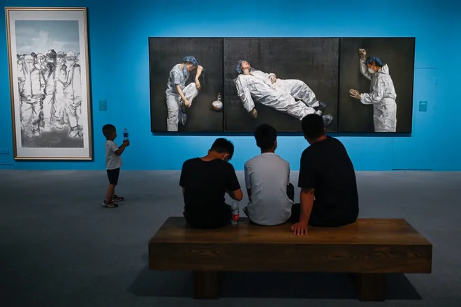 Kakšna bo naša kultura, če je bo še kaj ostalo? FOTO: AFP