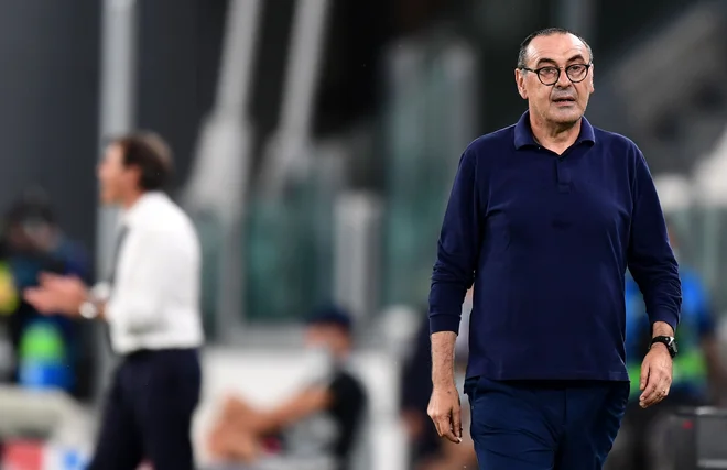 Trener Juventusa Maurizio Sarri ne razmišlja o slovesu od kluba, saj ima z njim sklenjeno veljavno pogodbo. FOTO: Miguel Medina/AFP