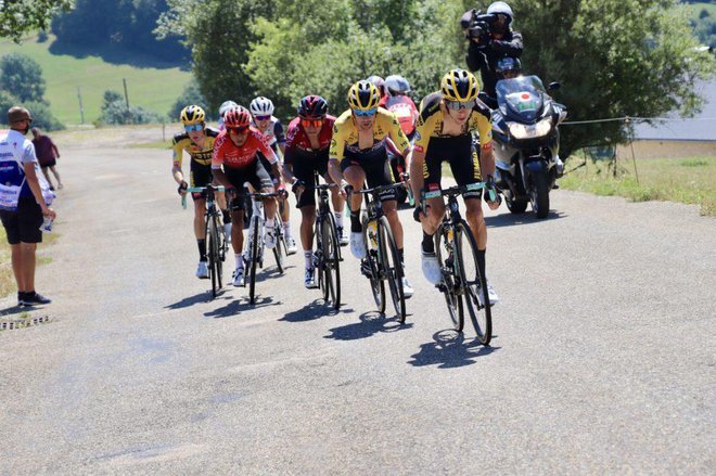Ekipa Jumbo Visma je v 2. etapi dirke Tour de l'Ain opravila izjemno delo. FOTO: Tour de l'Ain
