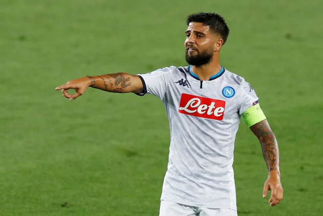 Lorenzo Insigne je tik pred koncem polčasa obudil upanje Napolija. FOTO: Albert Gea/Reuters