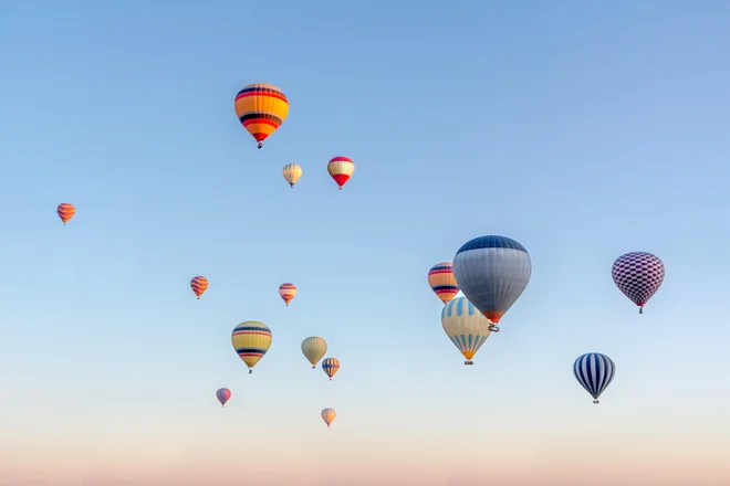 Knjiga <em>Lege življenja</em>, se začne s pionirji zrakoplovstva in človekovim večnim hrepenenjem po svobodi. FOTO: Shutterstock