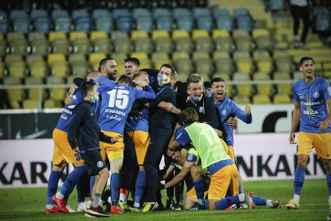 Celjani že poznajo prvo oviro na poti proti ligi prvakov, opoldne bodo dobili še drugo. FOTO: Uroš Hočevar
