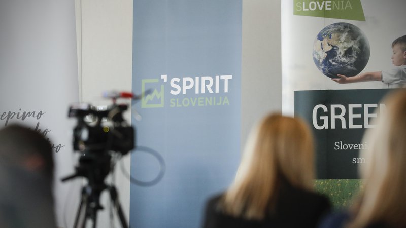 Fotografija: Spirit Slovenija zaradi izredno velikega zanimanja začel iskati dodatna sredstva za digitalizacijo prodajnih poti na tujih trgih in predstavitvenih gradiv za promocijo na tujih trgih za MSP. FOTO: Uroš Hočevar/Delo