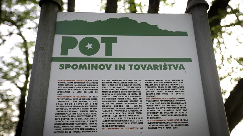 Fotografija: Premnogi tovariši so se po nastanku države Slovenije spremenili v gospode, gospodje pa v še večje gospode. Foto Jože Suhadolnik/Delo