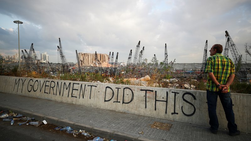 Fotografija: Uničenje v Bejrutu. FOTO: Hannah McKay / Reuters
