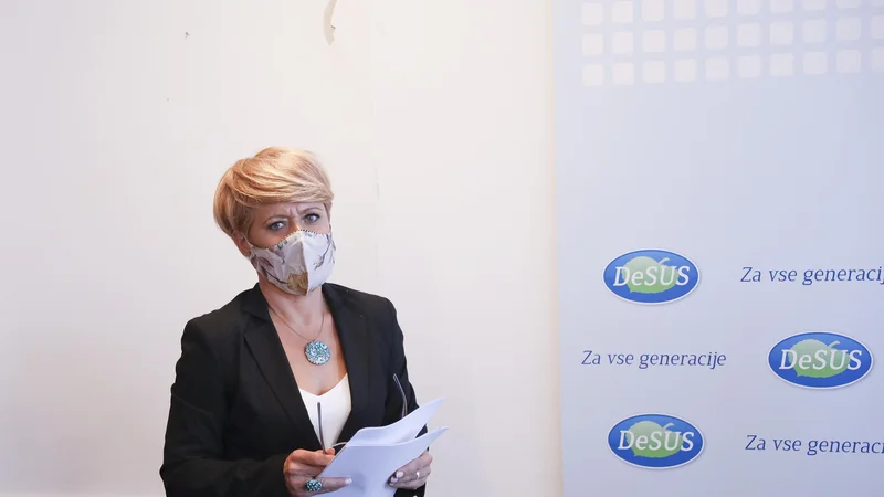 Fotografija: Aleksandra Pivec je za petek sklicala sestanek vodstva Desusa s poslanci. Kot je razumeti, se njenemu vabilu ne bodo odzvali. FOTO: Jože Suhadolnik