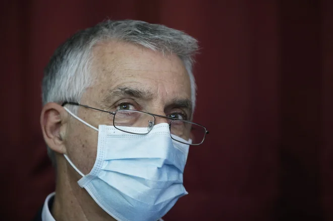 Tomaž Gantar meni, da je poziv k odstopu Pivčeve prava odločitev poslancev stranke Desus. FOTO: Jure Eržen/Delo