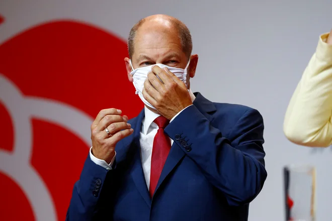 Minister za finance Olaf Scholz bo SPD na volitvah prihodnje leto skušal pridelati kanclerski položaj.<br />
Foto Fabrizio Bensch/Reuters
