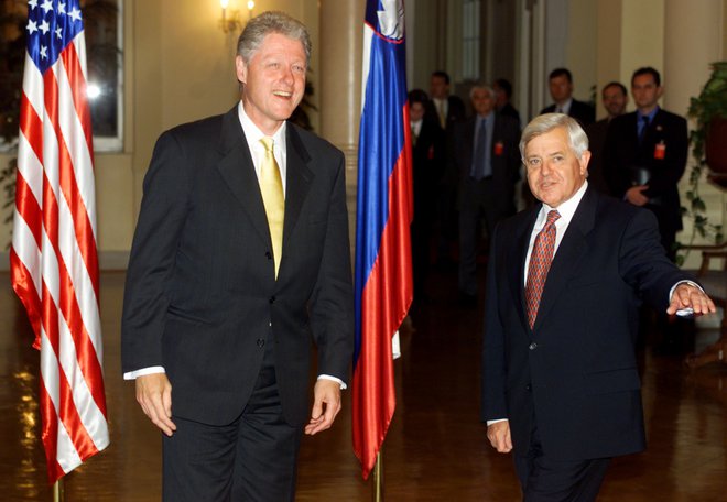 Bill Clinton in Milan Kučan v Sloveniji FOTO: Larry Downing/Reuters