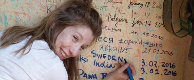 Kim Wall je v svojih zgodbah poročala z najrazličnejših koncev sveta, nesmiselna smrt jo je doletela skoraj na domačem pragu. Foto International Women&#39;s Media Foundation