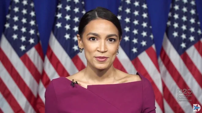 Alexandria Ocasio Cortez nad nominacijo Bidna ni navdušena. FOTO: AFP