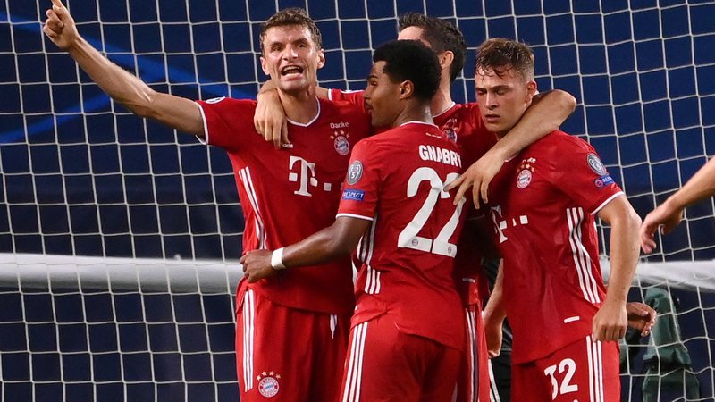 Fotografija: Nogometaši Bayerna so prvi polčas dobili z 2:0, na koncu so se veselili zmage s 3:0. FOTO: Reuters