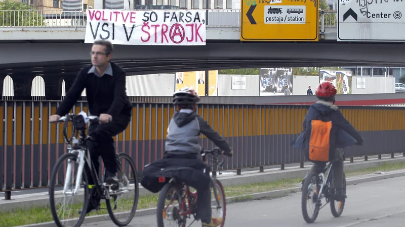 Fotografija: V združenju mestnih občin pravijo, da je temeljni način sodelovanja občanov pri upravljanju javnih zadev udeležba na lokalnih volitvah.
Foto Matej Družnik