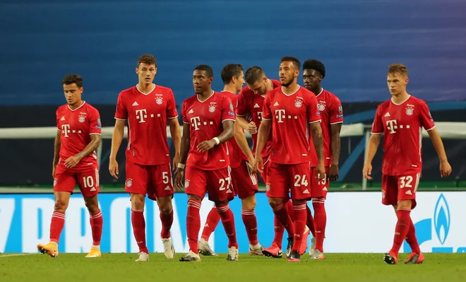 Vselej natančni finančniki pri Bayernu so že sešteli denarni izkupiček v primeru zmagoslavja v ligi prvakov. FOTO: Miguel A. Lopes/Pool Reuters