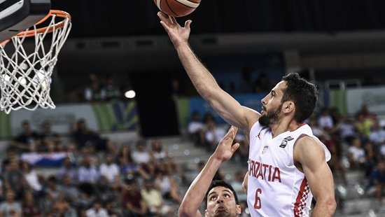 Fotografija: Rok Stipčević bi s svojimi bogatimi izkušnjami v pomoč mladim košarkarjem Krke. FOTO: FIBA