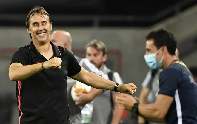 Trener Seville Julen Lopetegui se je veselil dosedanjega napredka v evropski ligi, a finale bo tekma na vse ali nič. FOTO: Ina Fassbender/AFP