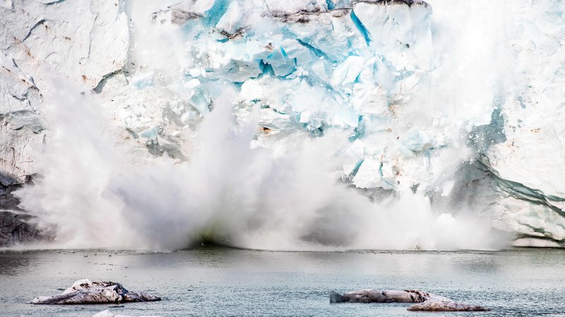 Fotografija: Na Grenlandiji se led tali vse hitreje. FOTO: Jonathan Nackstrand/AFP