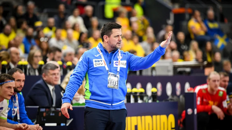 Fotografija: Slovenski selektor Ljubomir Vranješ bo v začetku septembra izvedel, s kom se bodo njegovi varovanci pomerili v prvem delu SP. FOTO: Nebojša Tejić/kolektiff