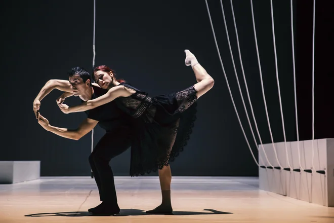 Za predstavo De-set sta Nastja Bremec in Michal Rinya prejela nagrado na festivalu Jacob&rsquo;s Pillow v New Yorku. Foto Urška Boljkovac/arhiv Front@
