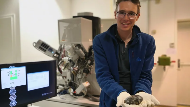 Fotografija: Bojan Ambrožič je magister inženir geologije, zaposlen v Centru odličnosti nanoznanosti in nanotehnologije. FOTO: Osebni arhiv