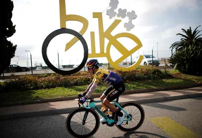 V Nici je vse nared za najbolj slovenski Tour de France doslej. FOTO: Benoit Tessier/Reuters