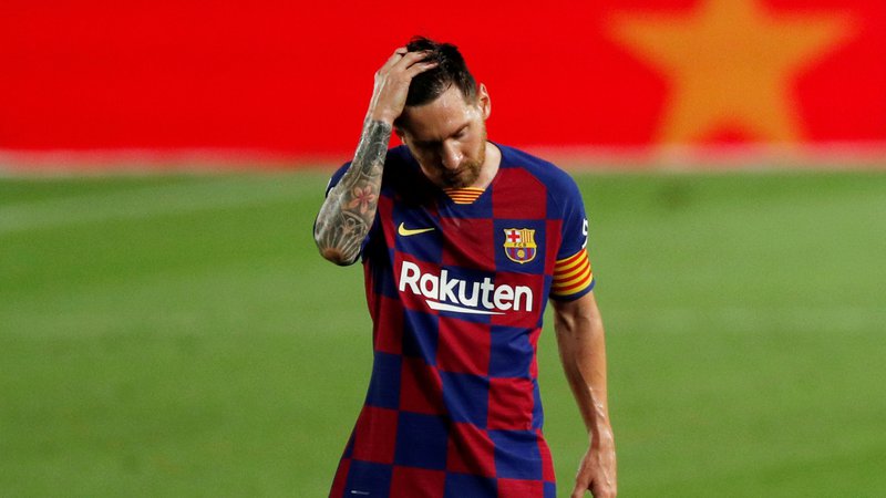 Fotografija: Lionel Messi se je znašal na razpotju imenitne nogometne poti.
Foto Albert Gea/Reuters