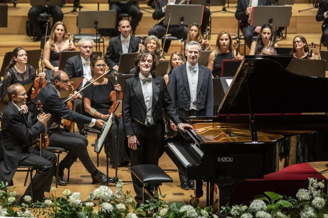 Cankarjev dom so glasbeniki Filharmoničnega orkestra milanske Scale navdušili z izbranim programom in vrhunsko izvedbo. FOTO: Voranc Vogel/Delo<br />
&nbsp;