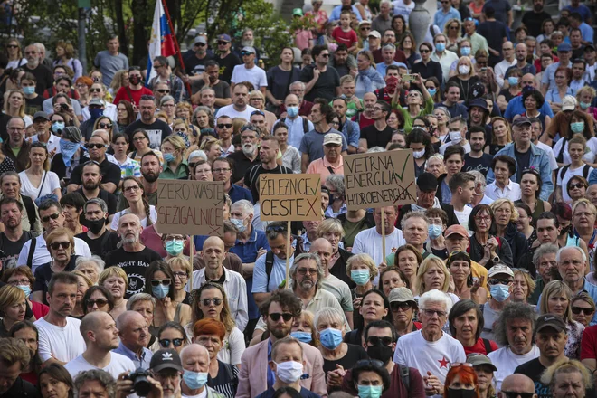 &raquo;Časi se spreminjajo in z njimi tudi mi,&laquo; pravi latinski pregovor. Nujno! Foto Jože Suhadolnik/Delo