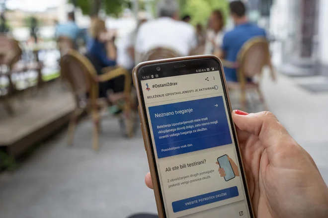Uporabnikom naprav s sistemom android je aplikacija na voljo od 17. avgusta, v prvem tednu pa si jo je naložilo 37.400 uporabnikov. FOTO: Voranc Vogel/Delo