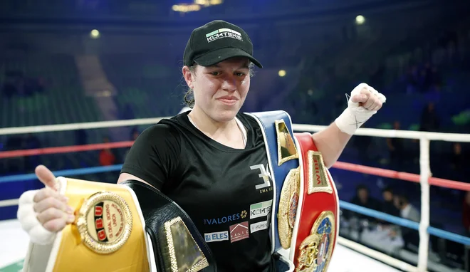 Ema Kozin še ne ve, kdaj se bo borila za šampionski pas združenja WBC. FOTO: Blaž Samec