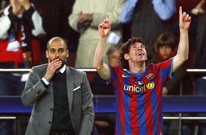 Lionel Messi in Pep Guardiola naj bi združila moči pri Manchester Cityju. FOTO: Albert Gea/Reuters
