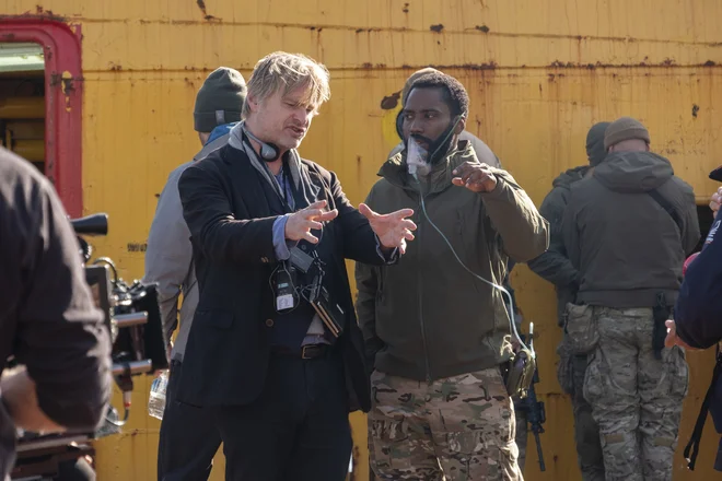 Christopher Nolan daje napotke Johnu Davidu Washingtonu.&nbsp; FOTO: arhiv studia