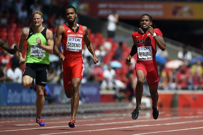 Luko Janežiča v mednarodni konkurenci vsakič čaka težko delo, saj se mora soočiti s plejado temnopoltih tekačev na 400 m.<br />
FOTO: Olivier Morin/AFP