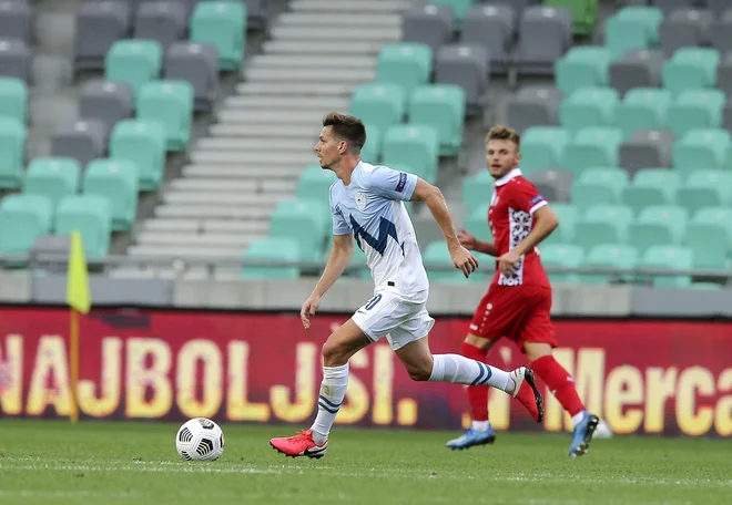 Miha Zajc še ni igral na ravni starih stožiških časov, toda deloval je bolje kot v četrtek z Grčijo. FOTO: Jože Suhadolnik