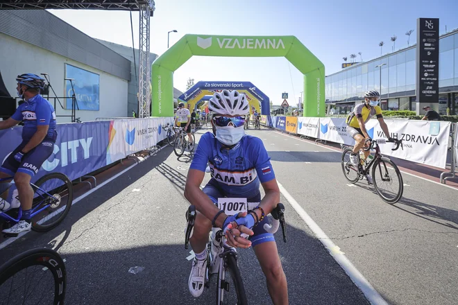 Na maratonu Franja so letos veljali ukrepi za preprečevanje širjenja novega koronavirusa. FOTO: Jože Suhadolnik/Delo