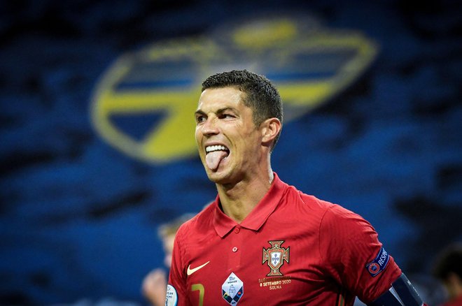 Ronaldo se je po vrnitvi po poškodbi dvakrat vpisal med strelce na Švedskem. FOTO: Janerik Henriksson/Reuters