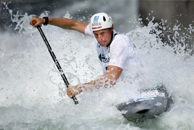 Benjamin Savšek z Luko Božičem in Juretom Lenarčičem ni prišel do odličja. Foto: Matej Družnik/Delo