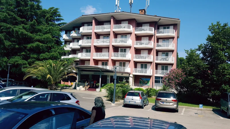 Fotografija: Naselje San Simon premore 7 hektarjev zemljišč in 406 hotelskih sob. Foto Boris Šuligoj