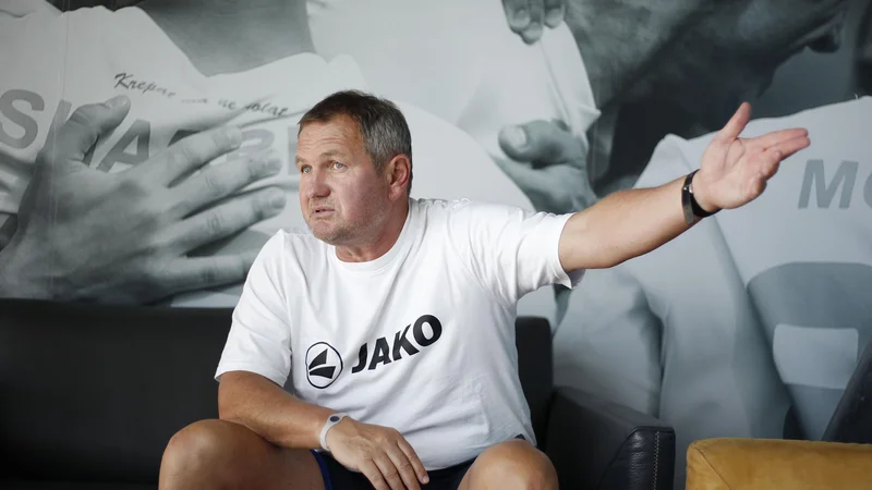 Fotografija: Matjaž Kek je prepričan, da v reprezentančnem nogometu v ospredju niso več posamezniki, temveč močni kolektivi.