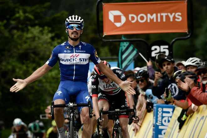 Julian Alaphilippe je razveselil domače navijače. Foto Philippe Lopez/AFP