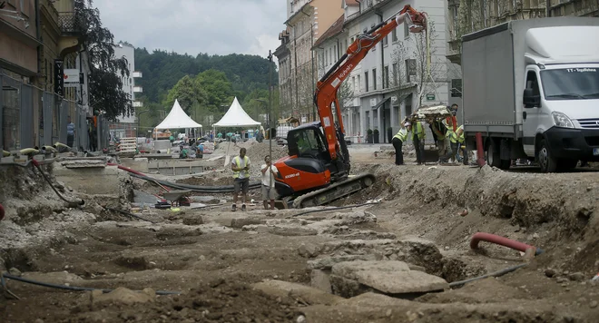 Arheolološka izkopavanja na Gosposvetski cesti v Ljubljani gredo h koncu. FOTO: Blaž Samec