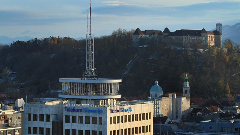 Fotografija: Telekom od nekdanje uprave terja 55 milijonov evrov. Foto: Jože Suhadolnik