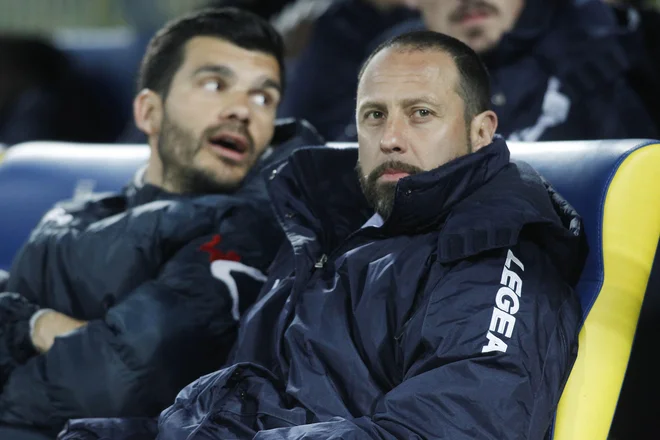 Pri Celju je bil pomočnik Igorja Jovičevića (desno) nekdanji slovenski reprezentant Aleksandar Radosavljević (levo), ki je bil v tej sezoni trener mladinskega moštva Olimpije. Foto: Leon Vidic/Delo