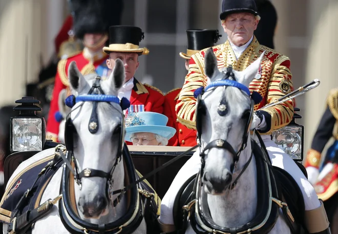 Elizabeta II. FOTO: Frank Augstein/AP