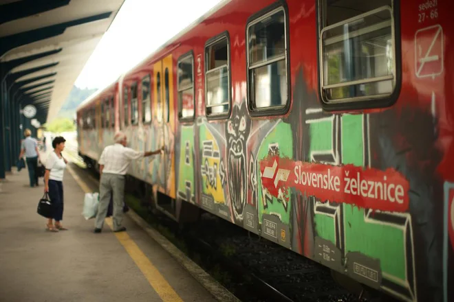 Po ponedeljkovih pogajanjih so se ta nadaljevala še danes dopoldne, a niso bila uspešna. FOTO:Jure Eržen/Delo