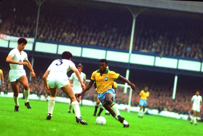 Legendarni Pele je z Brazilijo trikrat osvojil naslov svetovnega prvaka, in sicer v letih 1958, &#39;62 in &#39;70. FOTO: Sportskeeda