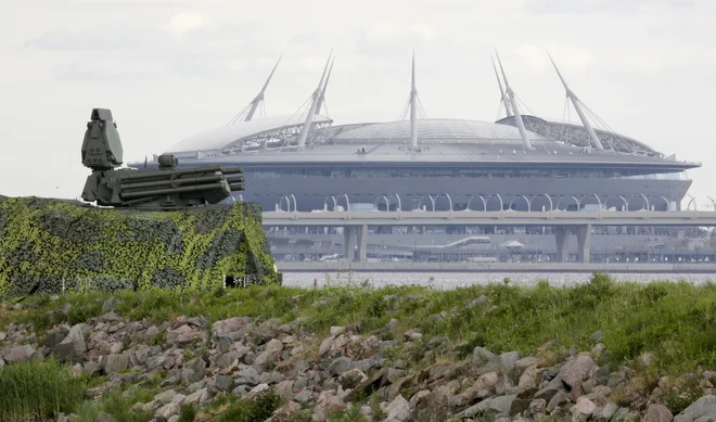 Vesoljski Krestovski, objekt za 1,7 milijarde dolarjev. FOTO: Dmitrij Lovecki/AP